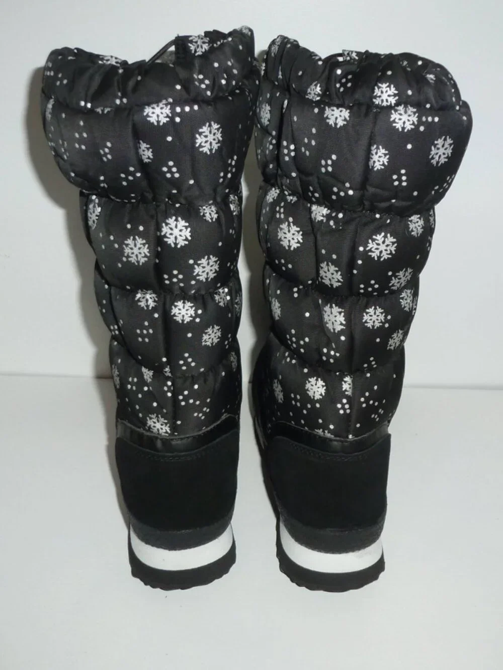 Dadawen Black & White Fur Lined Winter / Snow Boots - SZ 10